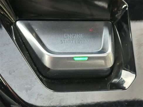 Used 2022 GMC Sierra 1500 AT4X image 65