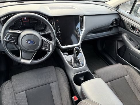 Used 2021 Subaru Outback Premium image 13