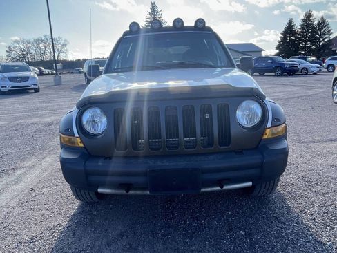 Used 2006 Jeep Liberty Renegade image 1