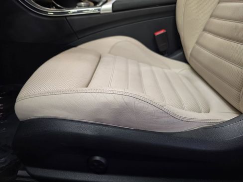 Used 2019 Mercedes-Benz C 300 Cabriolet image 32