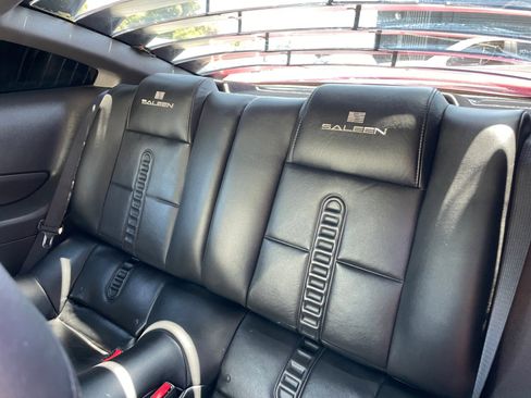 Used 2006 Ford Mustang GT image 22