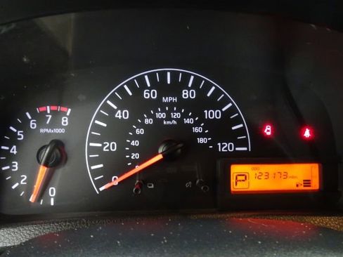 Used 2021 Nissan NV200 S image 26