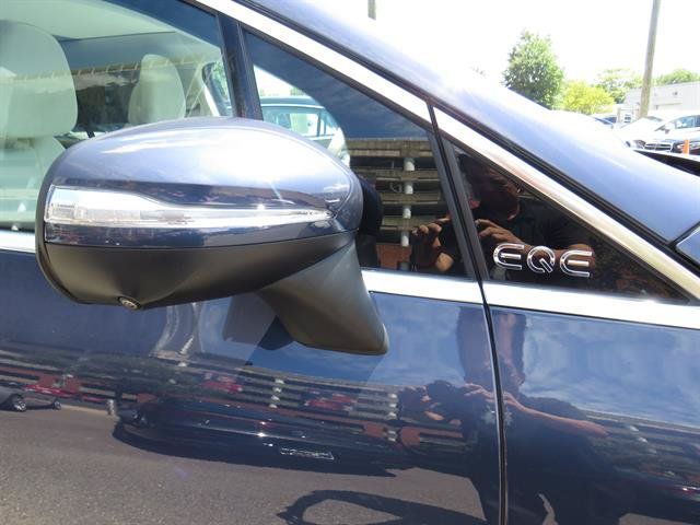Certified 2023 Mercedes-Benz EQE 350+ 4MATIC SUV w/ Exclusive Trim Package image 17