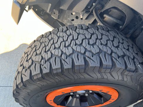 Used 2018 Ford F150 Raptor w/ Equipment Group 802A Luxury image 12