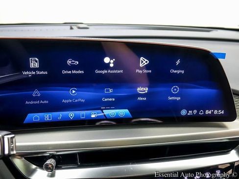 New 2025 Cadillac Lyriq Luxury w/ LPO, Floor Liner Package image 14