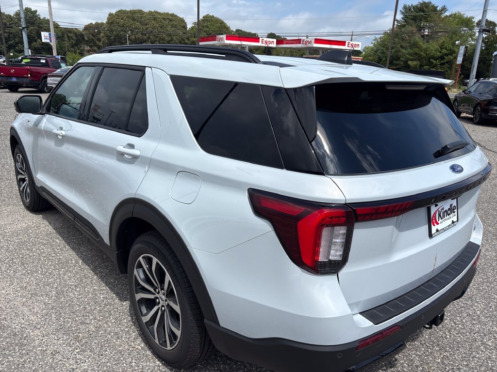 New 2026 Ford Explorer ST-Line AWD/4WD image 32