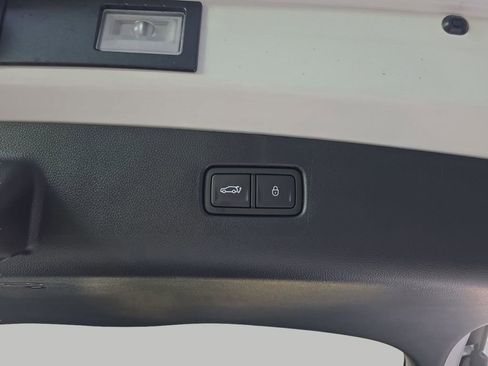 New 2026 Genesis GV70 2.5T AWD/4WD image 23