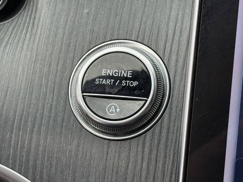 Used 2024 Mercedes-Benz C 300 4MATIC Sedan image 22