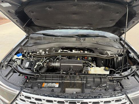 Used 2023 Ford Explorer Limited image 25