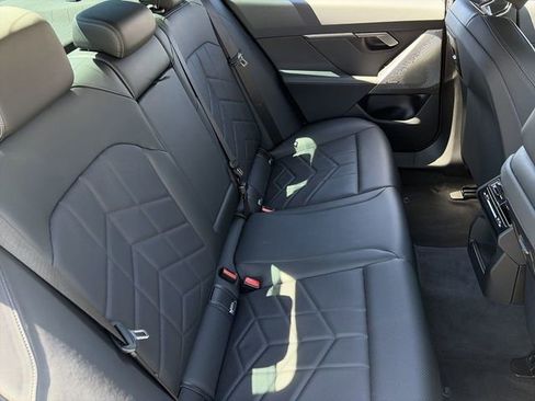 Used 2025 BMW 530i image 14