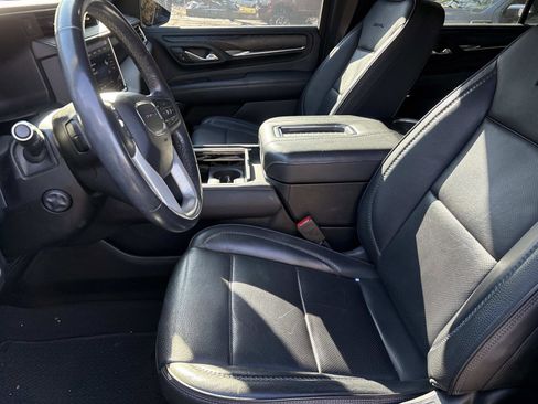 Used 2021 GMC Yukon XL Denali image 14