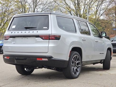 New 2025 Jeep Wagoneer Series III w/ Quick Order Package 25C Super image 32