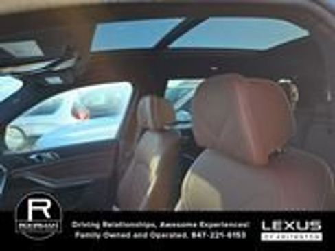 Used 2026 BMW X7 xDrive40i w/ M Sport Package image 10