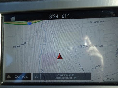 Used 2018 Lincoln MKZ Select w/ Technology Package image 18