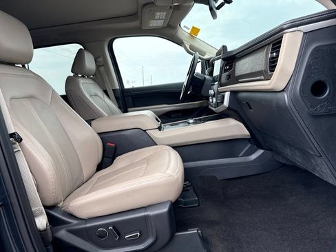 Used 2022 Ford Expedition Max Limited RWD image 10