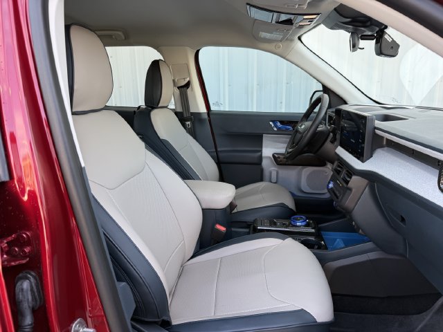 Used 2025 Ford Maverick XLT w/ XLT Luxury Package AWD/4WD image 26