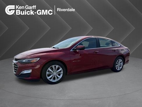 Used 2019 Chevrolet Malibu LT FWD image 1