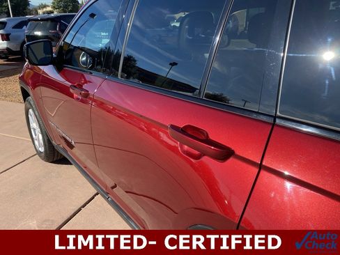 Used 2022 Jeep Grand Cherokee Limited image 17