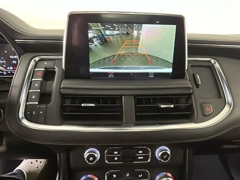 Used 2022 GMC Yukon XL AT4 AWD/4WD image 24