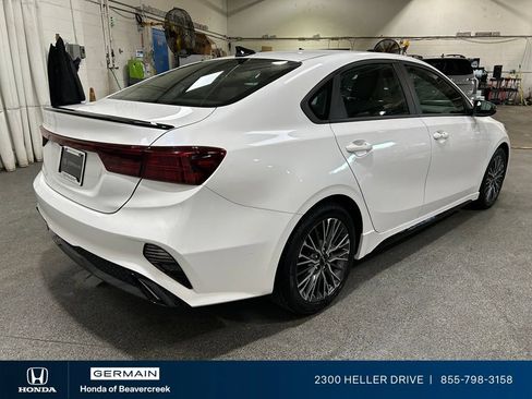 Used 2022 Kia Forte GT-Line FWD image 8