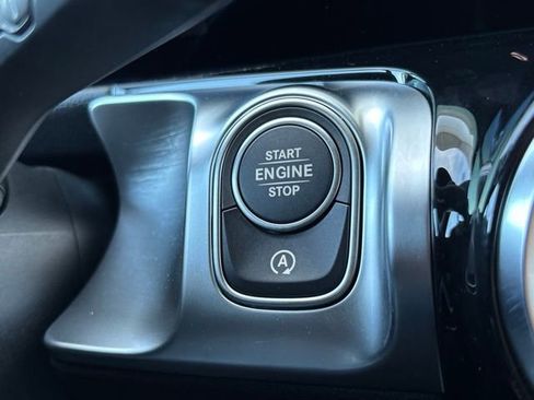 New 2026 Mercedes-Benz GLB 250 4MATIC image 19