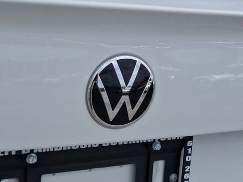 Certified 2024 Volkswagen Jetta Sport FWD image 35