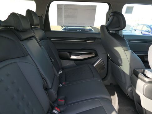 New 2026 Kia EV9 Wind AWD/4WD image 19