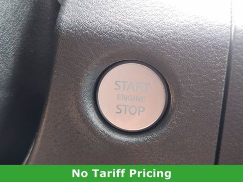 Used 2022 Nissan Frontier SV w/ Technology Package RWD image 21