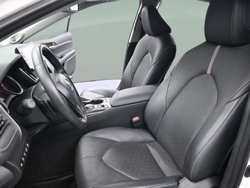 Used 2024 Toyota Camry XSE w/ Navigation Package FWD image 23