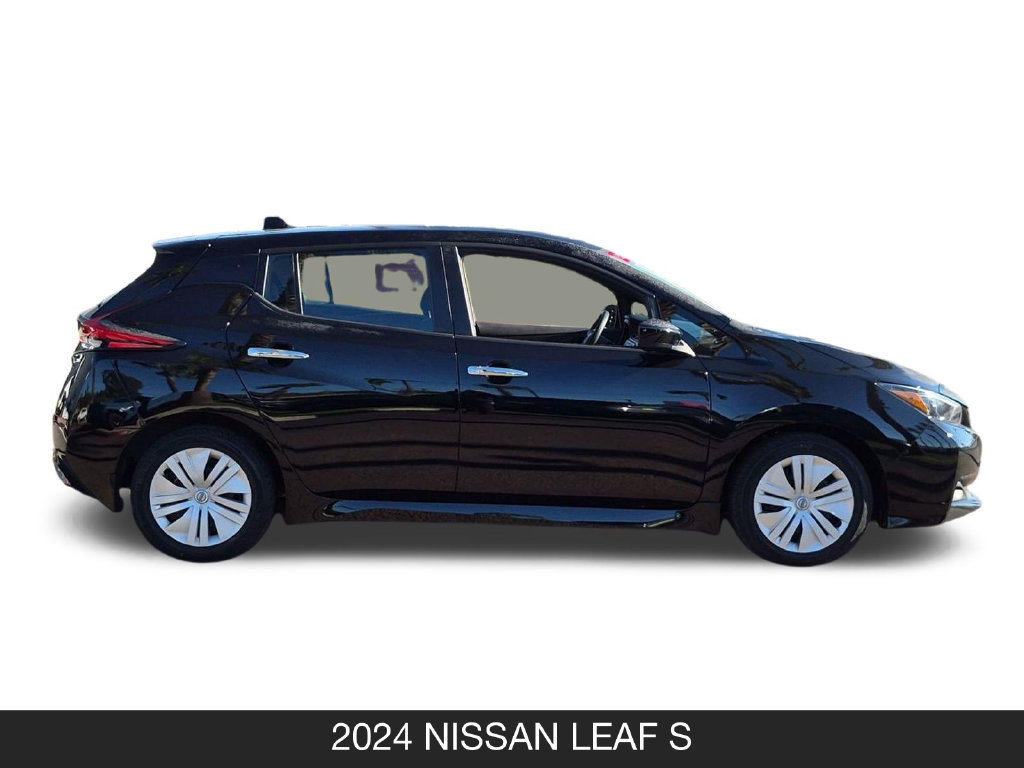 Used 2024 Nissan Leaf S FWD image 6