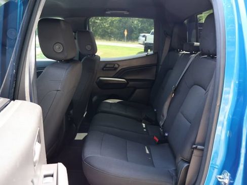 Used 2024 Chevrolet Colorado Trail Boss AWD/4WD image 20