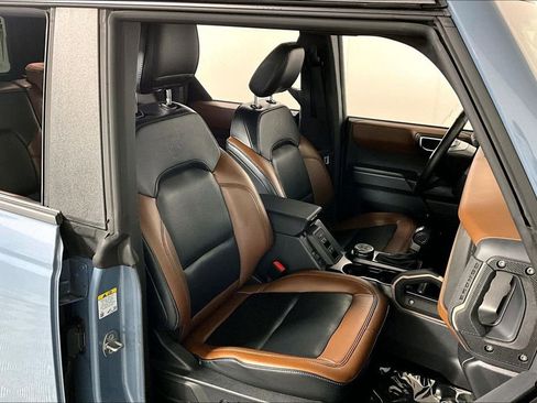 Used 2024 Ford Bronco Outer Banks image 7