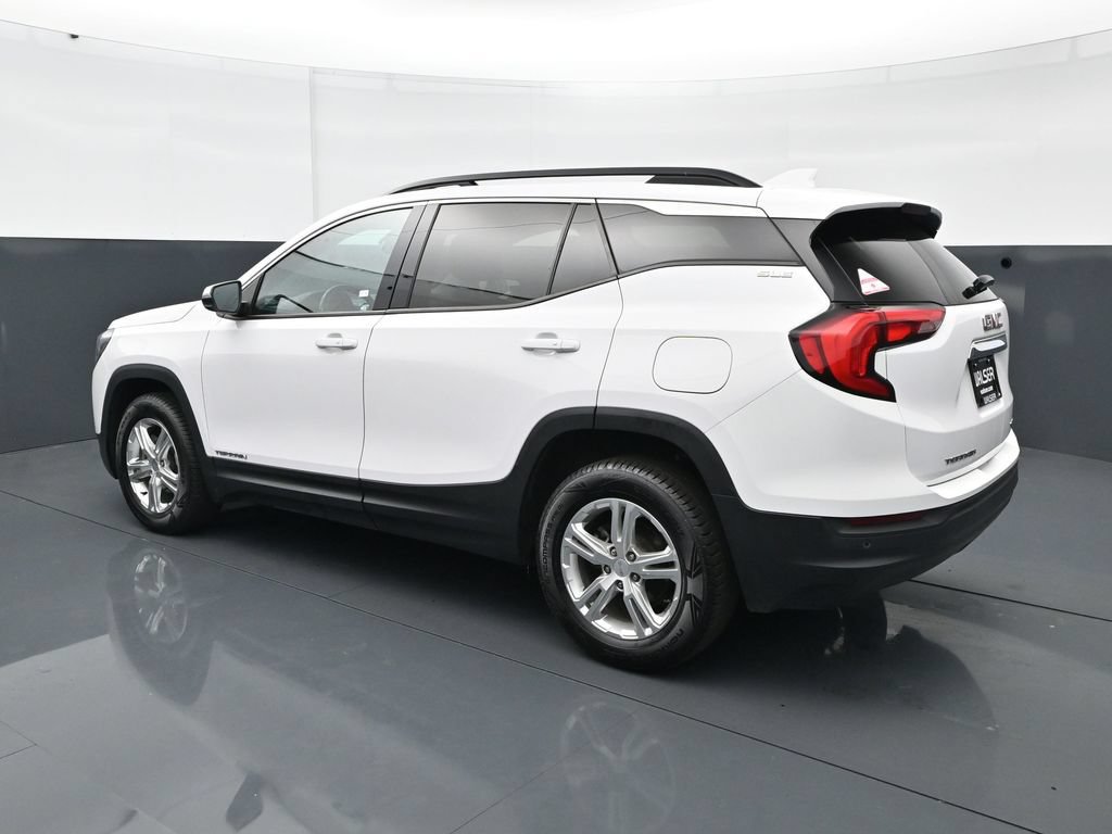 Used 2020 GMC Terrain SLE w/ Driver Convenience Package AWD/4WD image 4