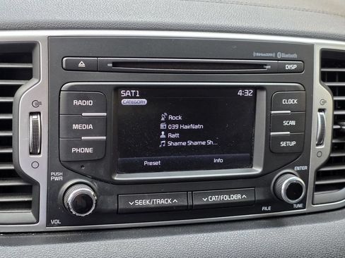 Used 2017 Kia Sportage LX w/ LX Popular Package FWD image 13
