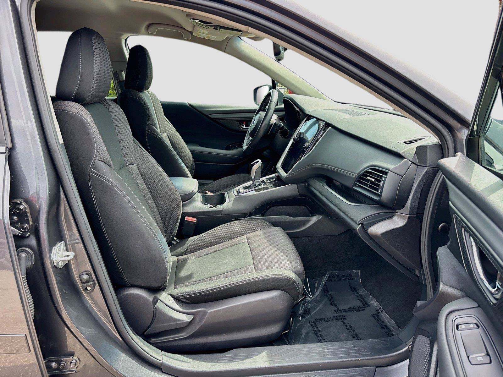 Used 2022 Subaru Outback Premium AWD/4WD image 27