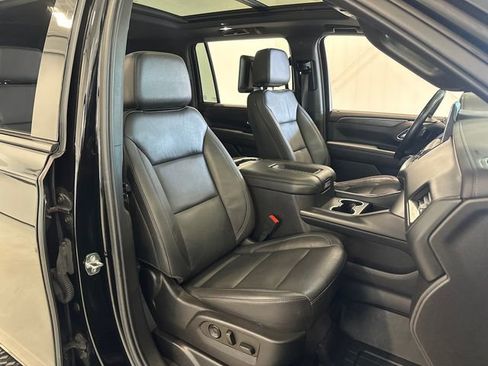 Used 2021 Chevrolet Suburban Z71 w/ Rear Media and Nav Package image 43