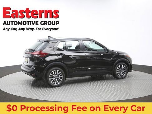 Used 2023 Nissan Kicks SV FWD image 41