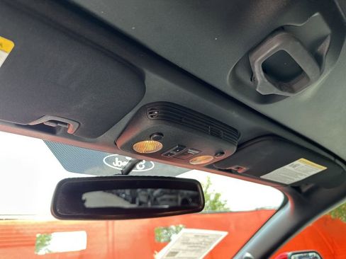 Used 2020 Ford Mustang Convertible image 32