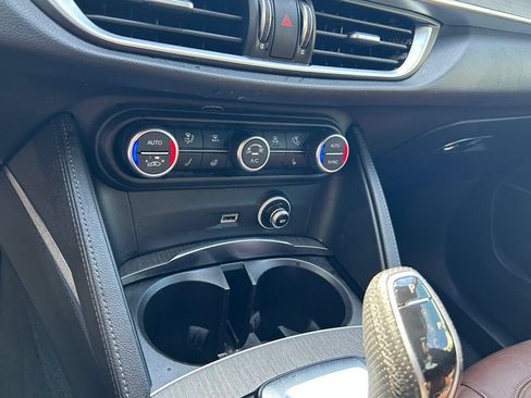 Used 2022 Alfa Romeo Stelvio Ti AWD/4WD image 20