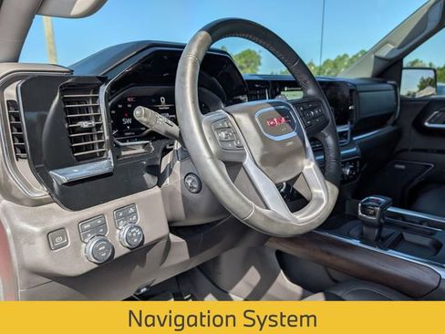 Used 2024 GMC Sierra 1500 SLT w/ SLT Premium Plus Package AWD/4WD image 28
