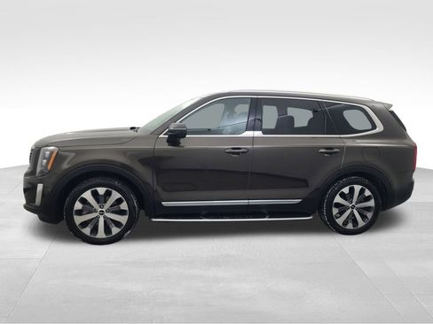 Used 2022 Kia Telluride EX w/ EX Premium Package image 8