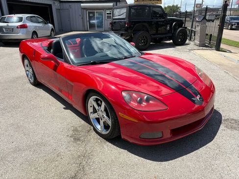 Used 2007 Chevrolet Corvette Convertible w/ Preferred Equipment Group RWD image 8