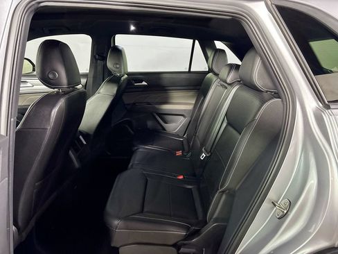 Certified 2023 Volkswagen Atlas Cross Sport SEL R-Line AWD/4WD image 22