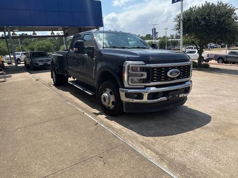 Used 2023 Ford F350 Lariat w/ Lariat Ultimate Package image 2