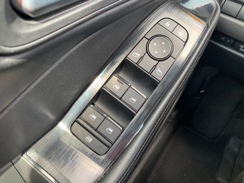 Used 2024 Nissan Rogue SV FWD image 20