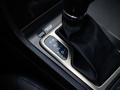 Used 2014 Hyundai Azera Limited image 37