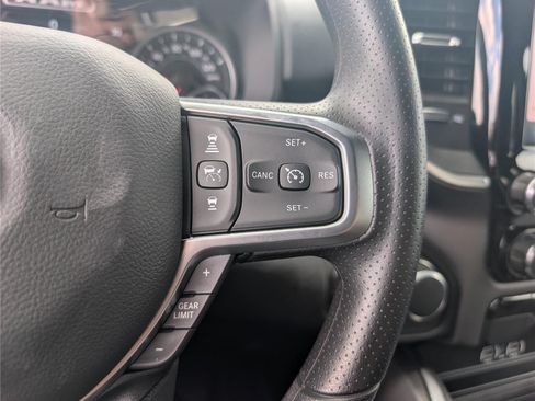 New 2026 RAM 1500 Express AWD/4WD image 18