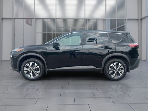 Certified 2022 Nissan Rogue SV image 5