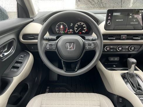 New 2026 Honda HR-V LX image 12