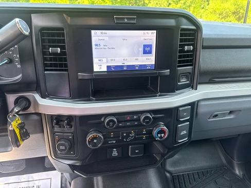 Used 2025 Ford F250 XLT w/ FX4 Off-Road Package AWD/4WD image 17